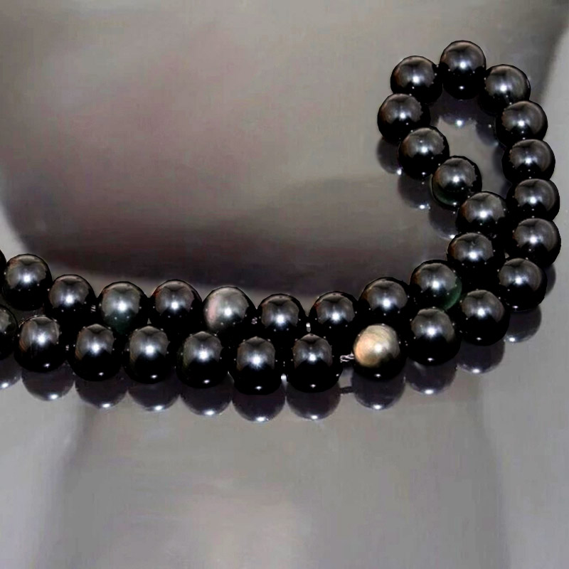 Černý obsidián